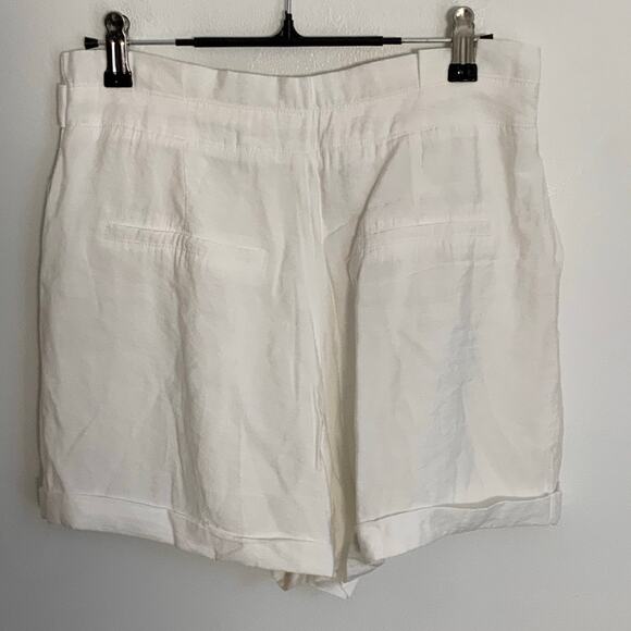 Mustard‎ Seed High waisted shorts size small - Picture 3 of 3